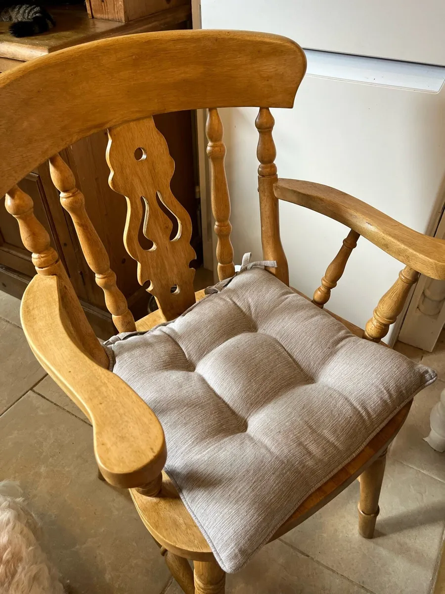 Large Farmhouse table and 8 chairs - Image 4