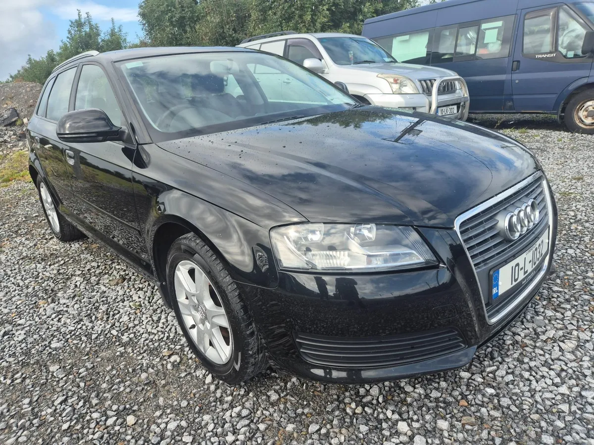 Audi A3 2010 - Image 2