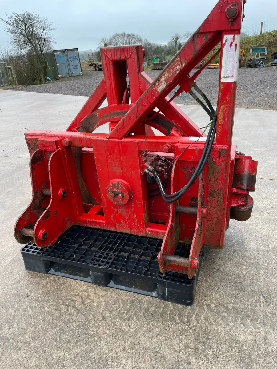 JCB 3CX / 4CX  Roco pole grabs - Image 2