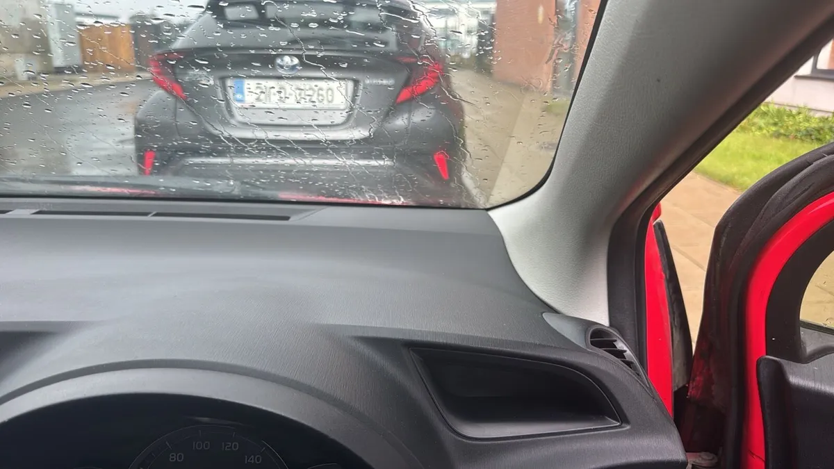 Toyota Vitz Car - Image 2