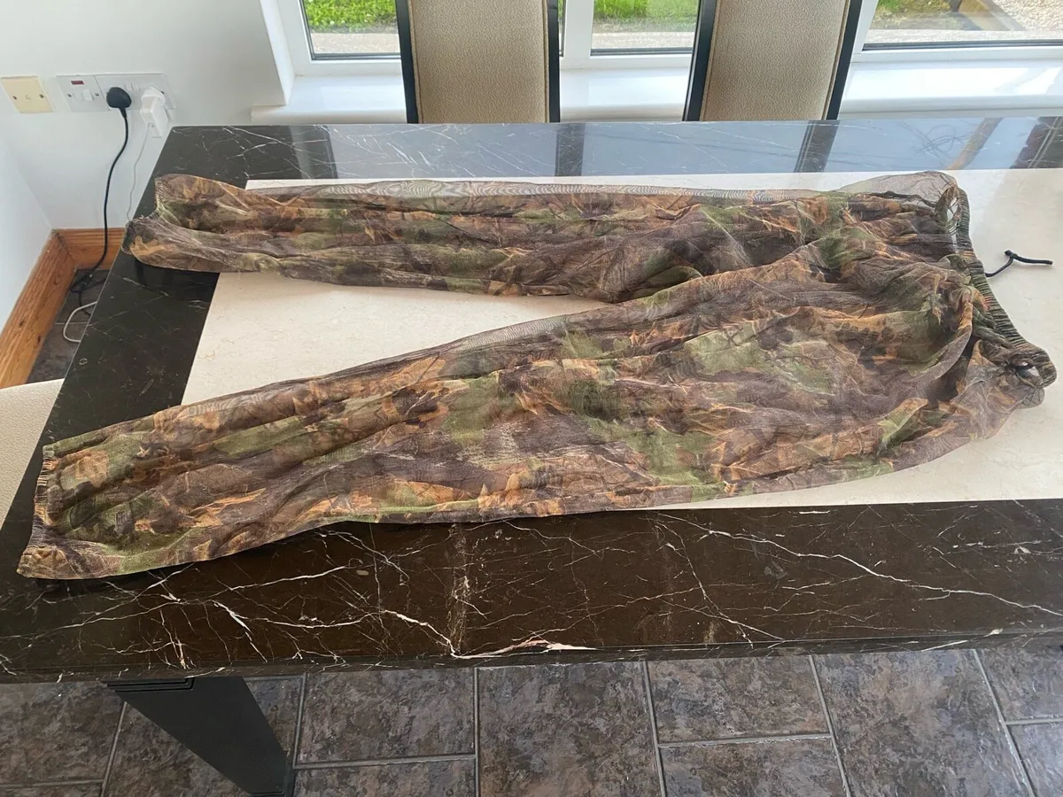 Camouflage suit - Image 2