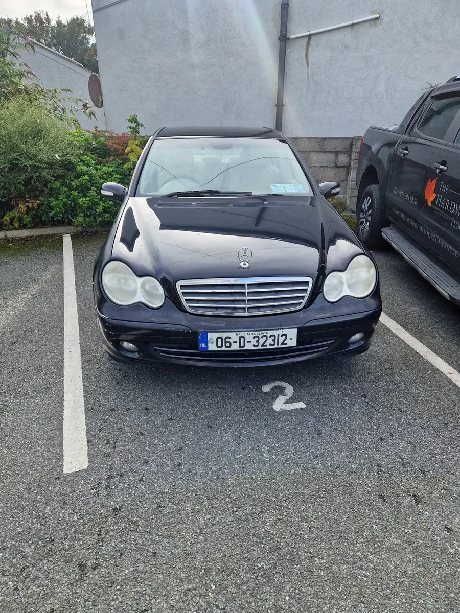 Mercedes-Benz C-Class 2006 - Image 1