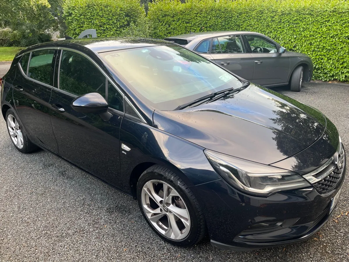 2018 Opel Astra SRI 1.0 Turbo 105PS - Image 1