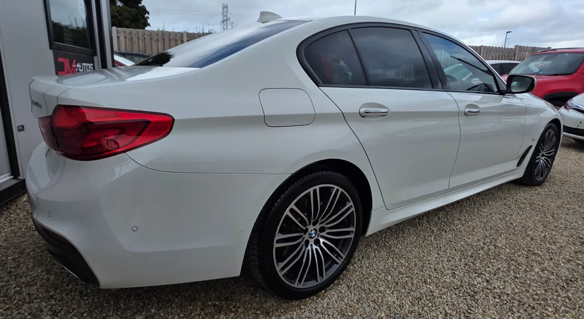 BMW 530E MSPORT AUTOMATIC - Image 4