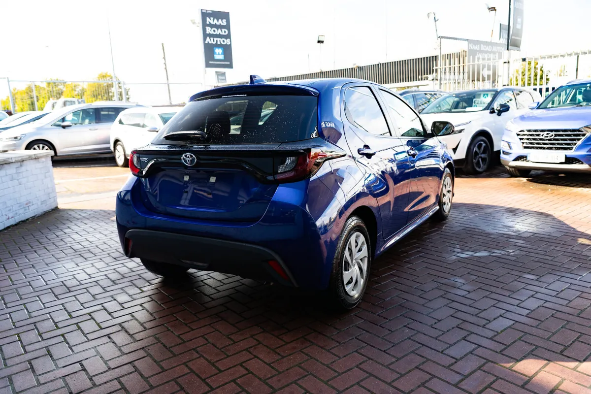 2020 Toyota Yaris 1.0 Petrol Automatic - Image 3