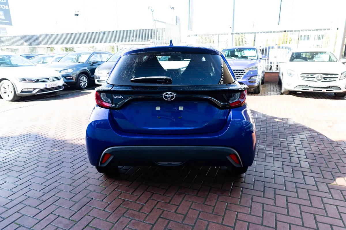 2020 Toyota Yaris 1.0 Petrol Automatic - Image 4