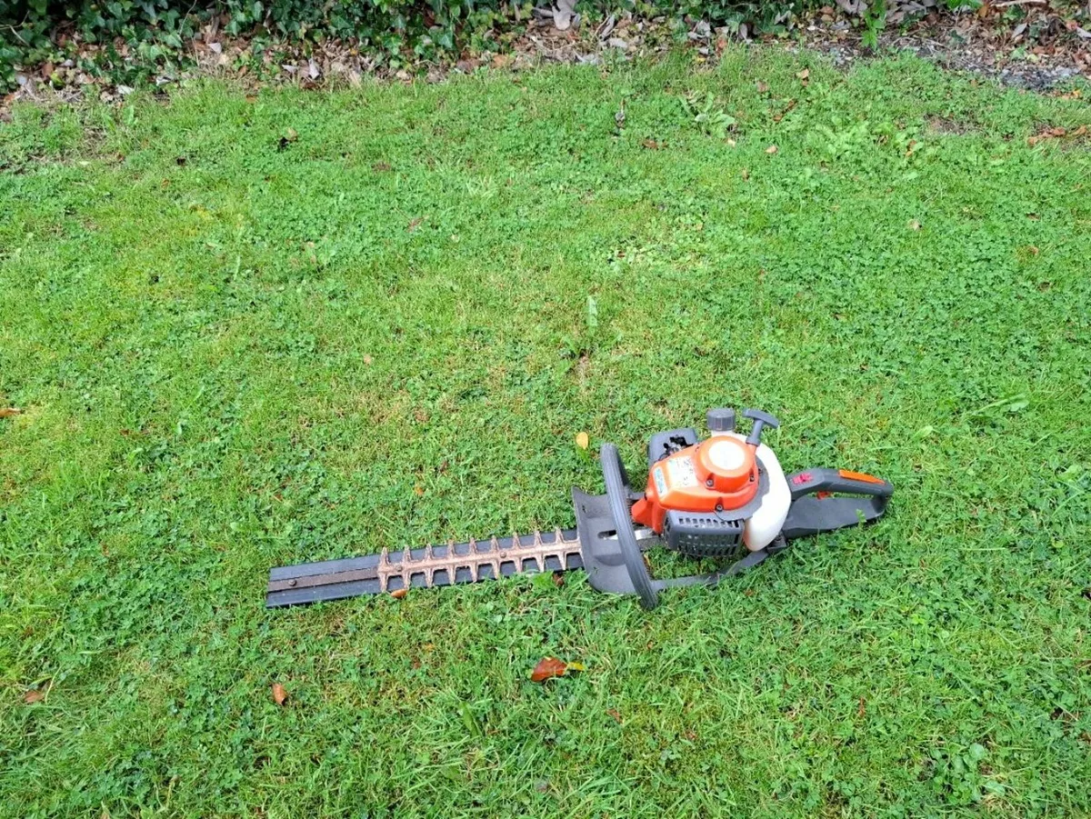 Husqvarna Hedge Trimmer - Image 3