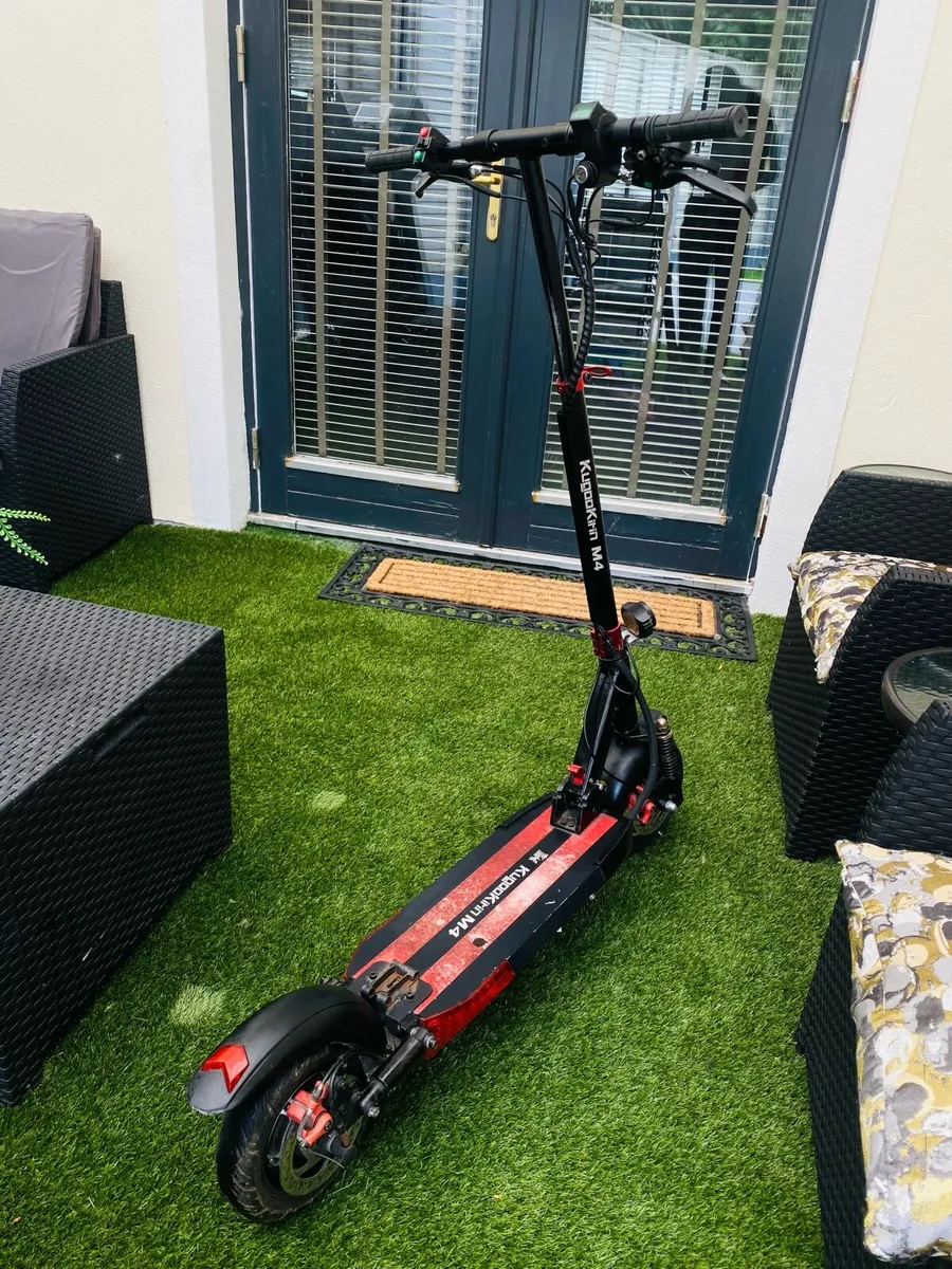Kugoo Kirin M4 electric scooter - Image 2