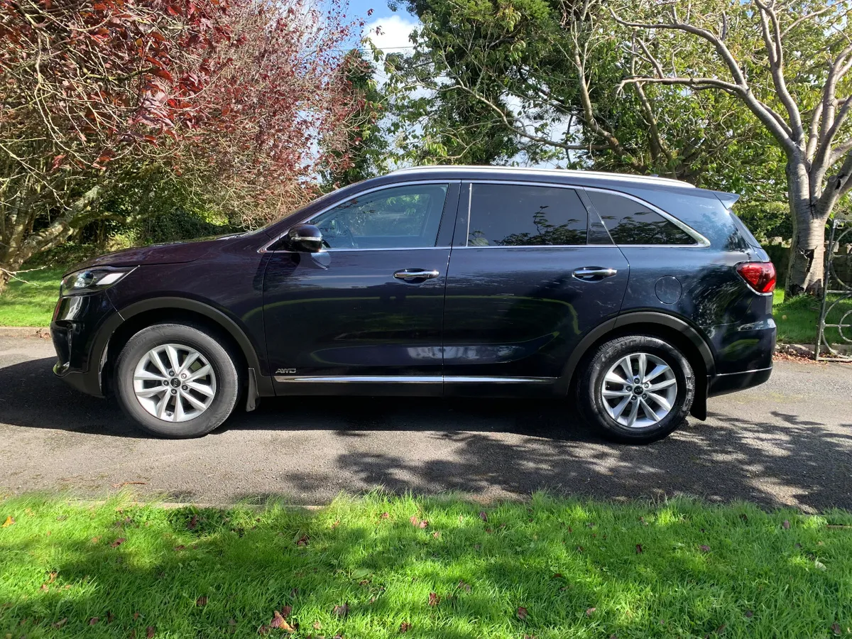 Kia Sorento 2018 4WD 7 Seater - Image 3