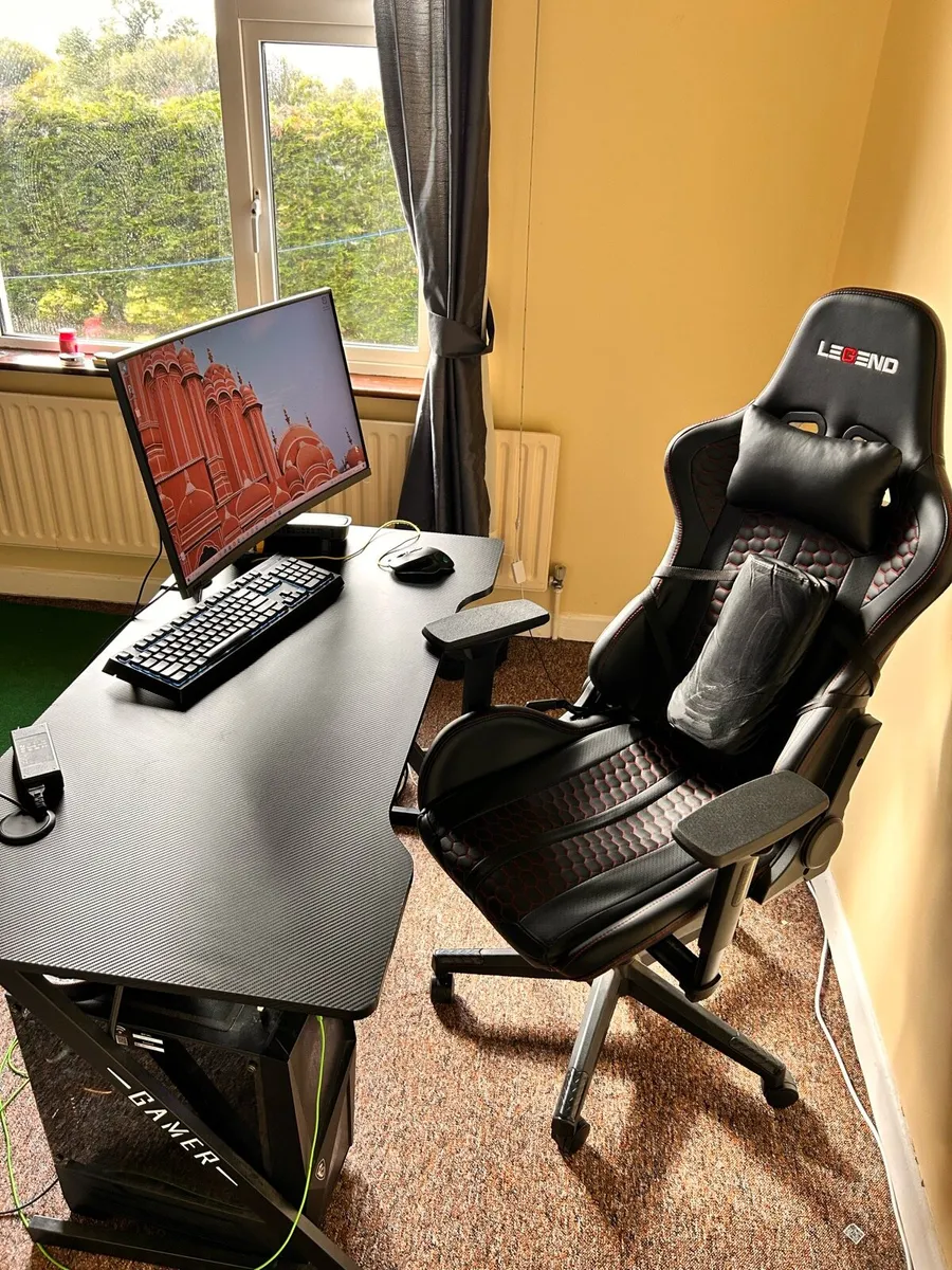 Gaming Chair & Desk Set - Image 1