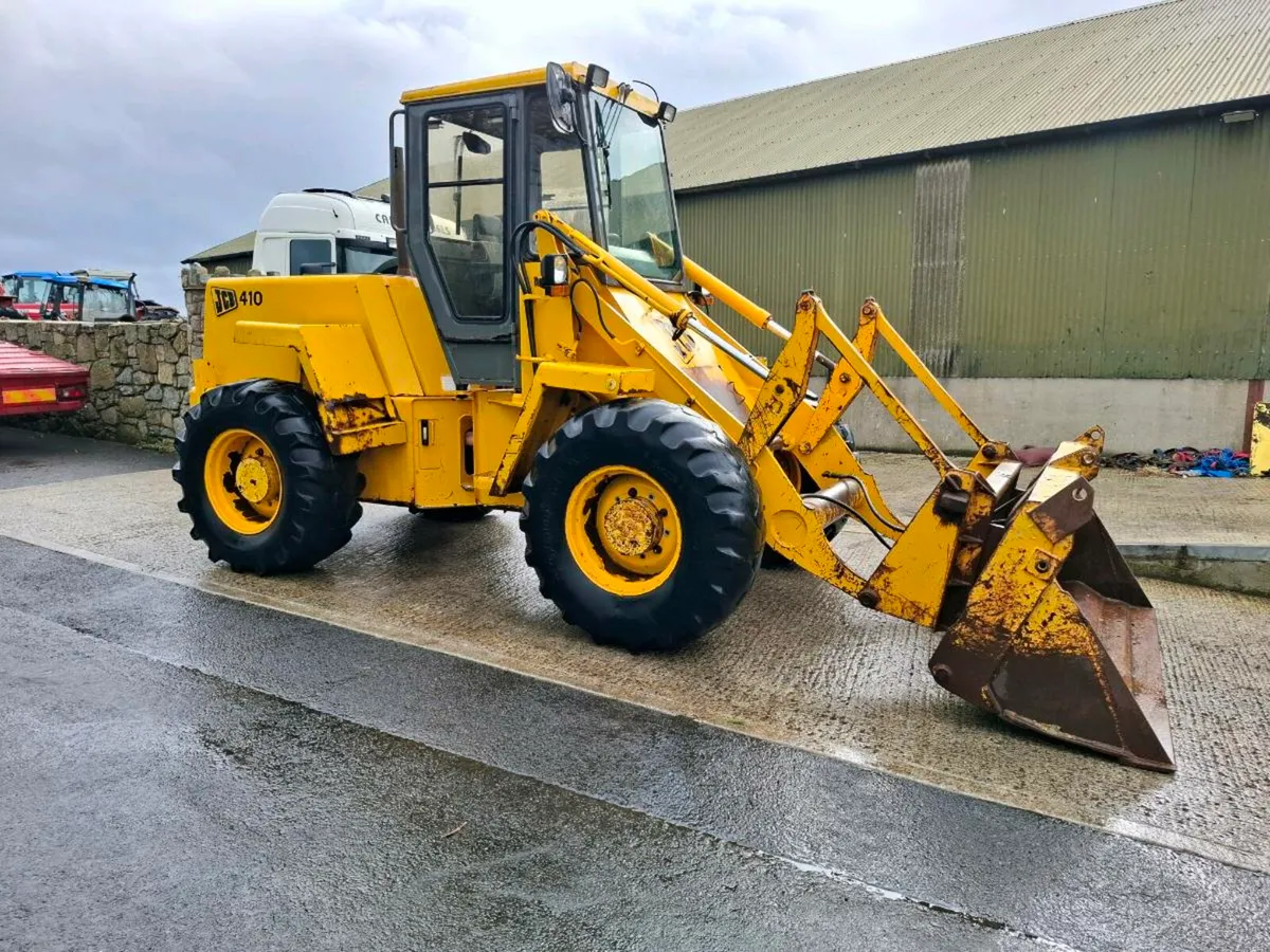 JCB 410 Shovel - Image 1