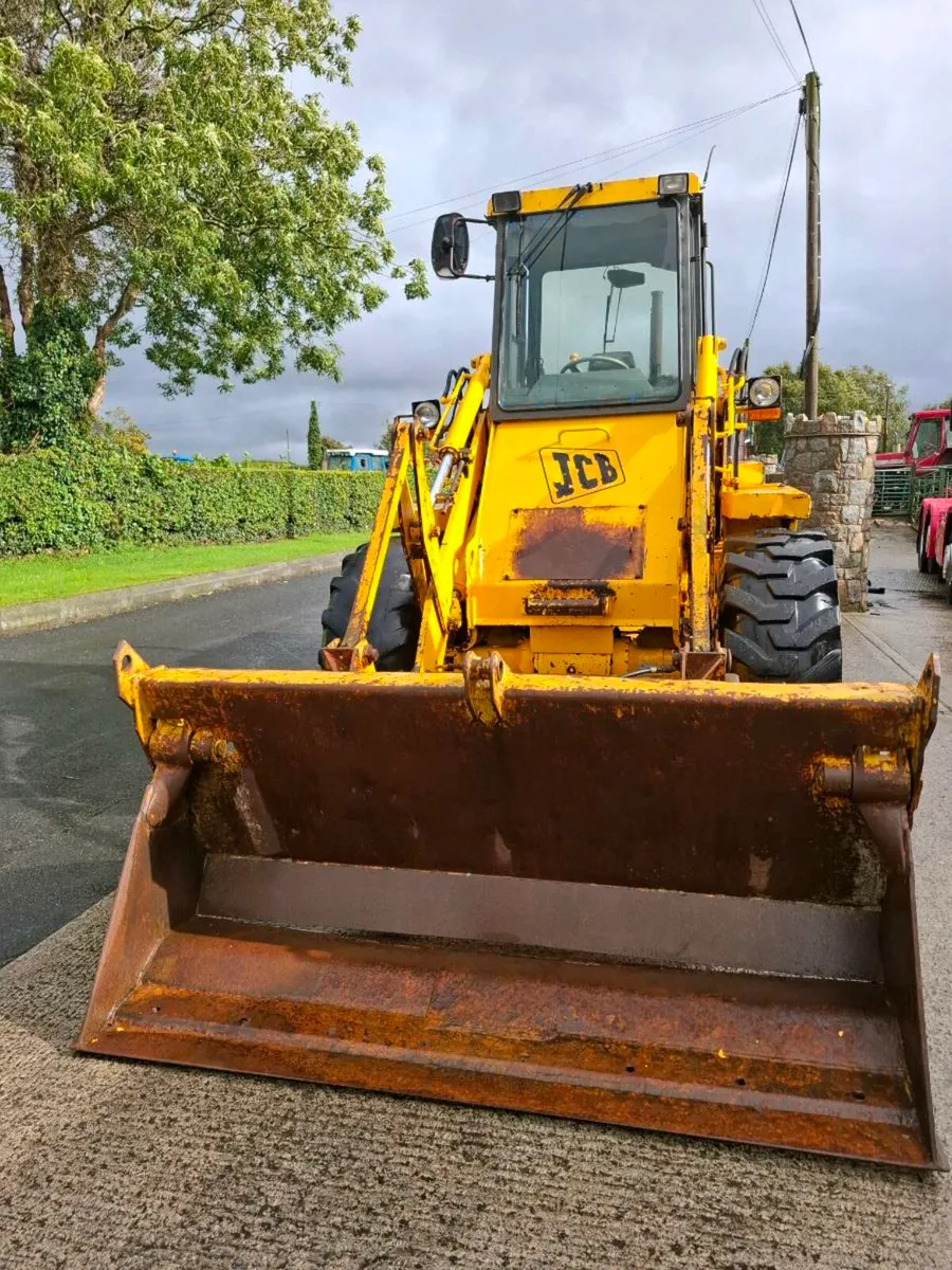 JCB 410 Shovel - Image 3