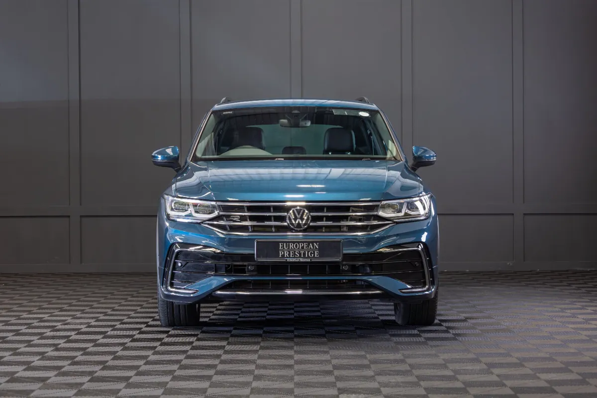 232 Volkswagen Tiguan R-Line 1.4TSI - Image 2