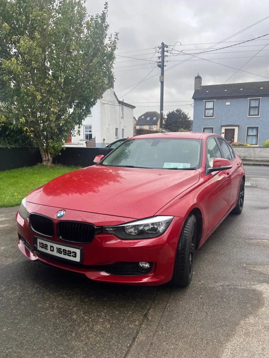 BMW 3-Series 2013 automatic low mileage - Image 1