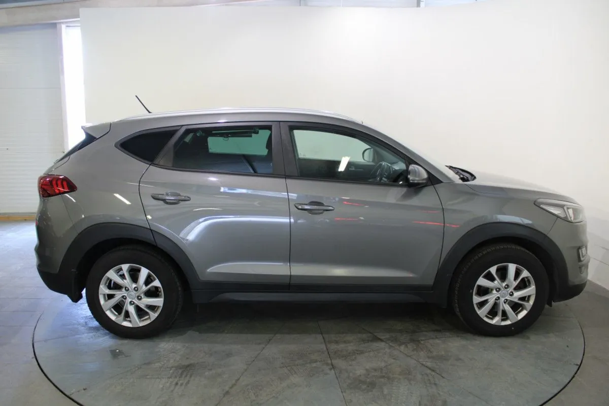 Hyundai Tucson 2WD Comfort Plus - Image 3