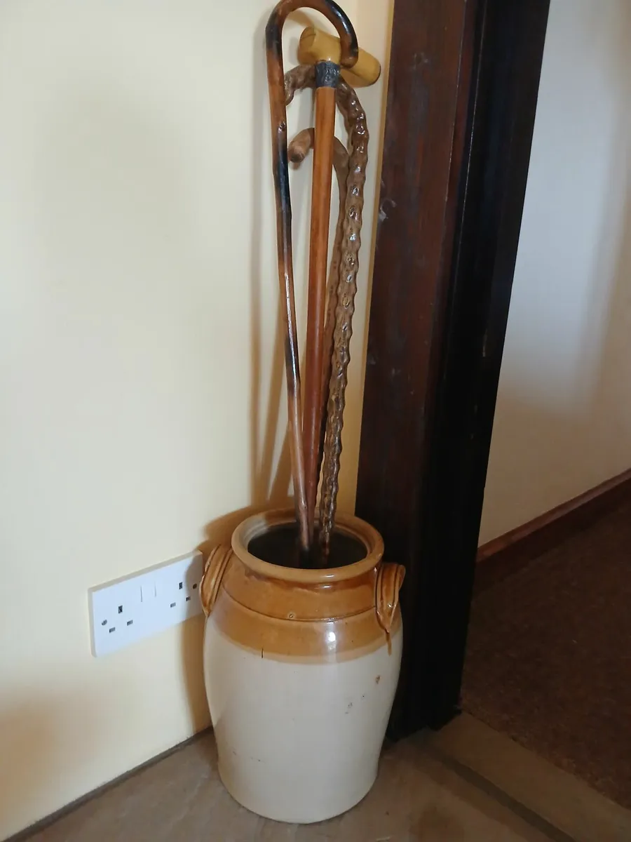 Stoneware - Image 3