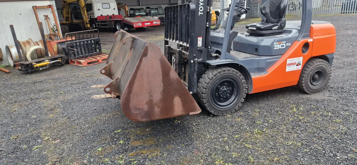 JCB Q fit bucket - Image 2