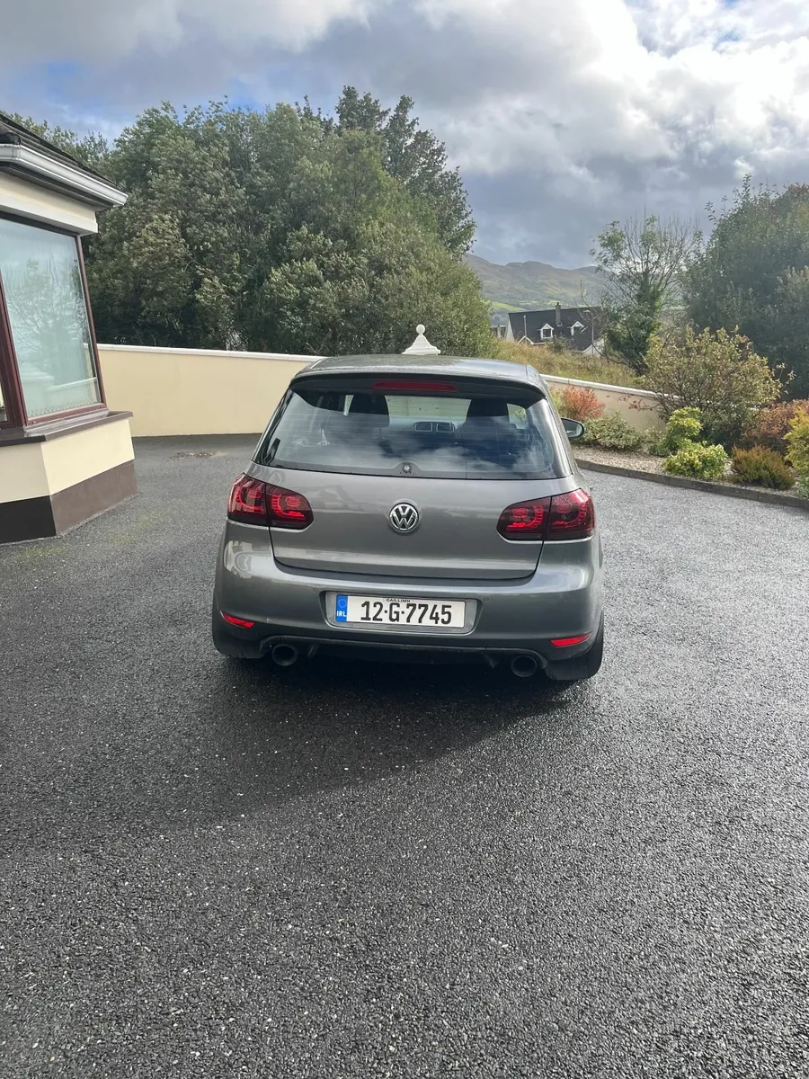 Volkswagen Golf 2012 1.6 TDI - Image 4