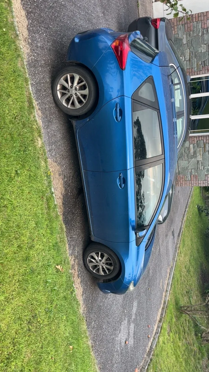 Toyota Auris 1.4 - Image 4