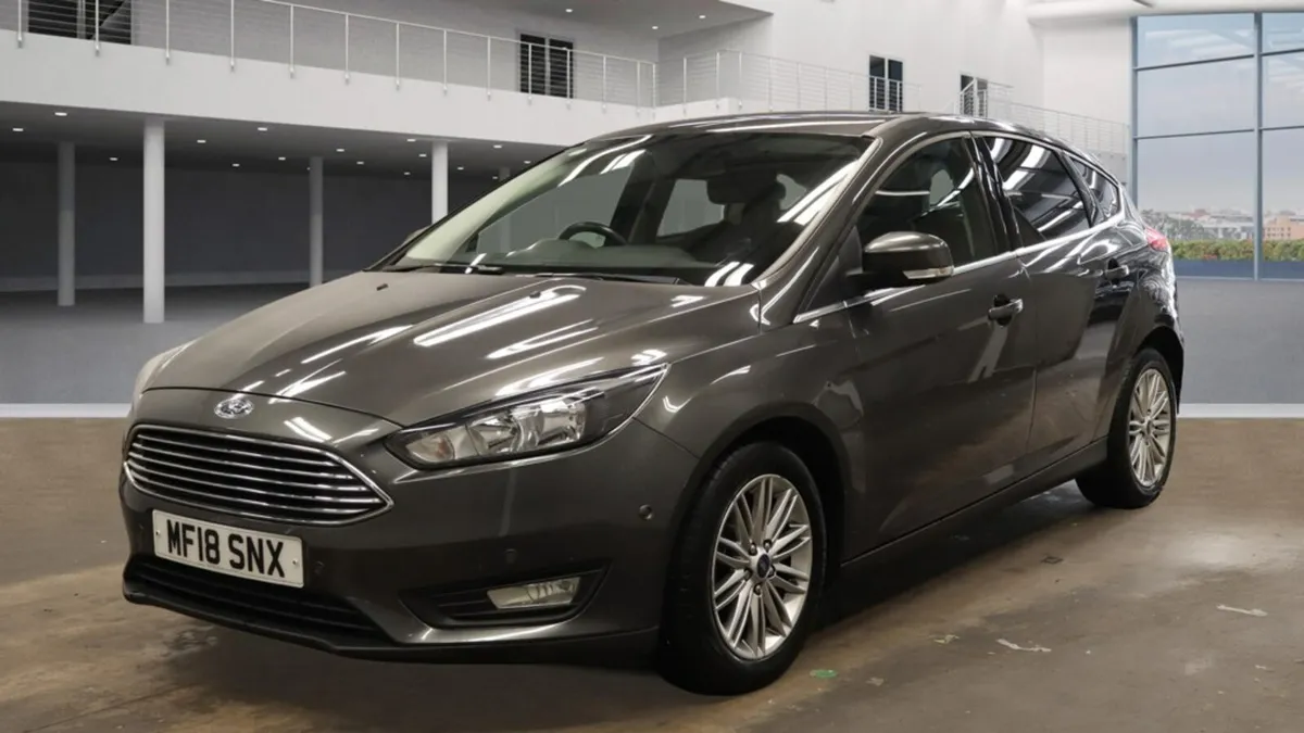 Ford Focus 2017 - Image 2