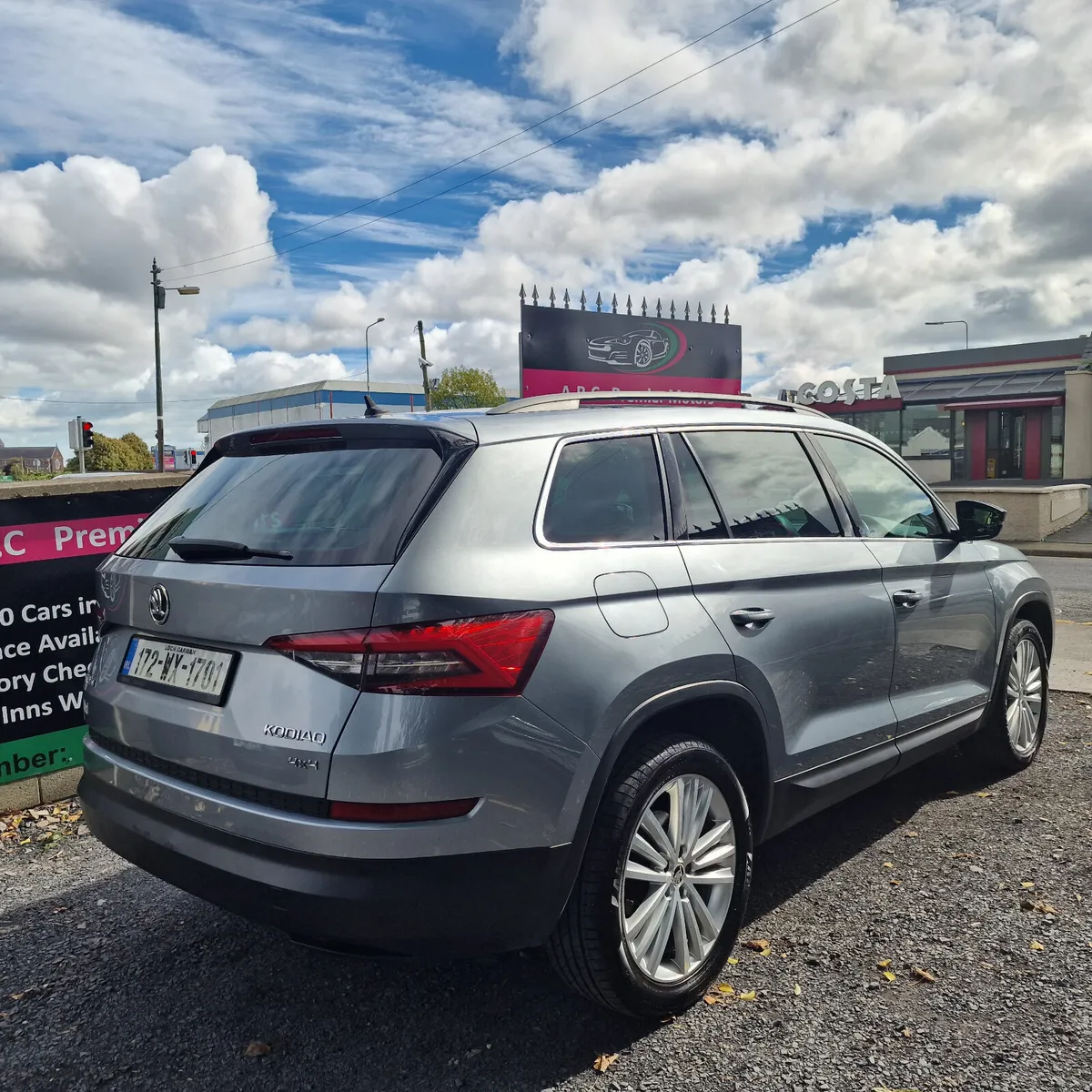 Skoda Kodiaq 2017 4x4 Automatic 7 Seats - Image 2