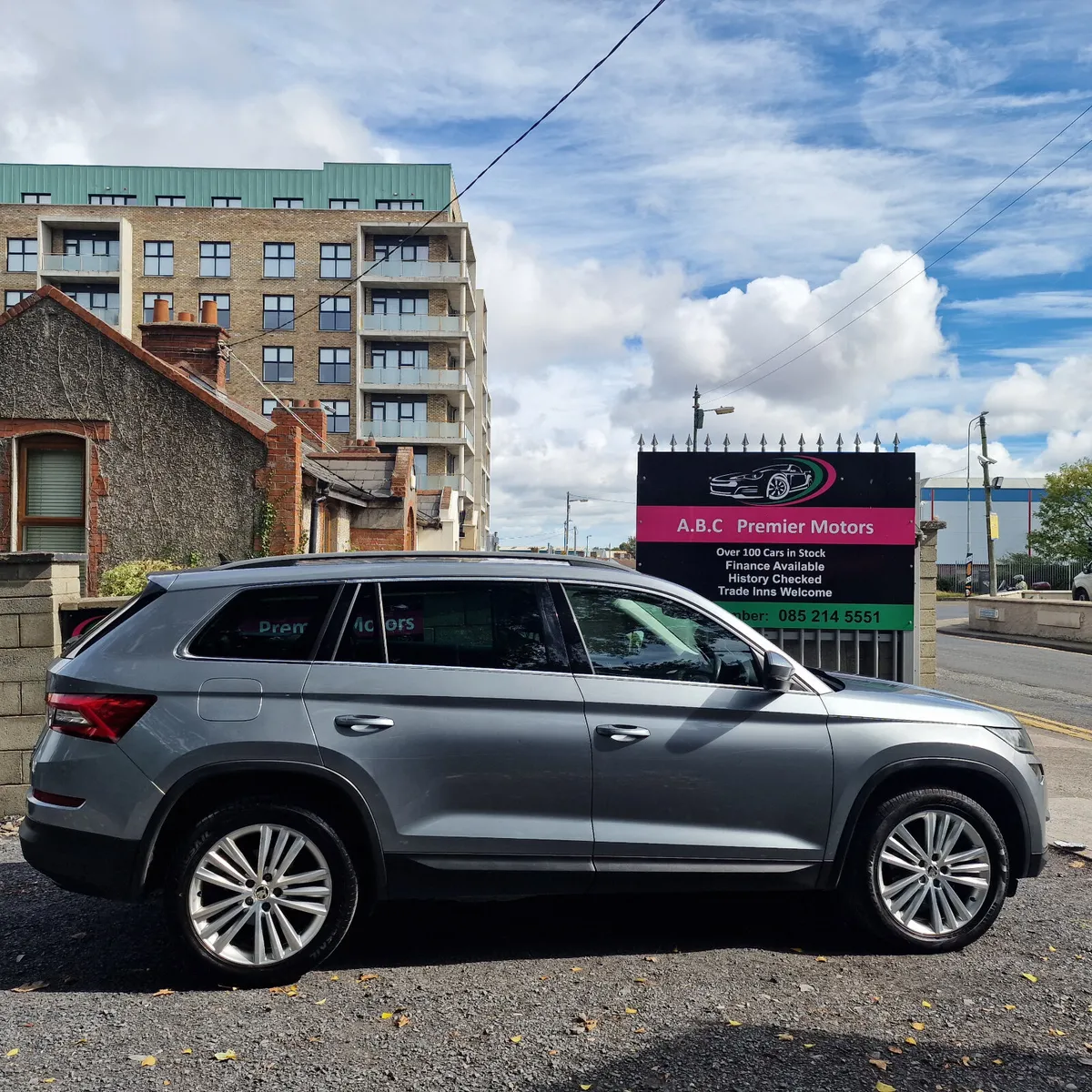 Skoda Kodiaq 2017 4x4 Automatic 7 Seats - Image 3