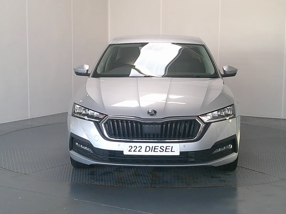 Skoda Octavia 2022 - Image 2
