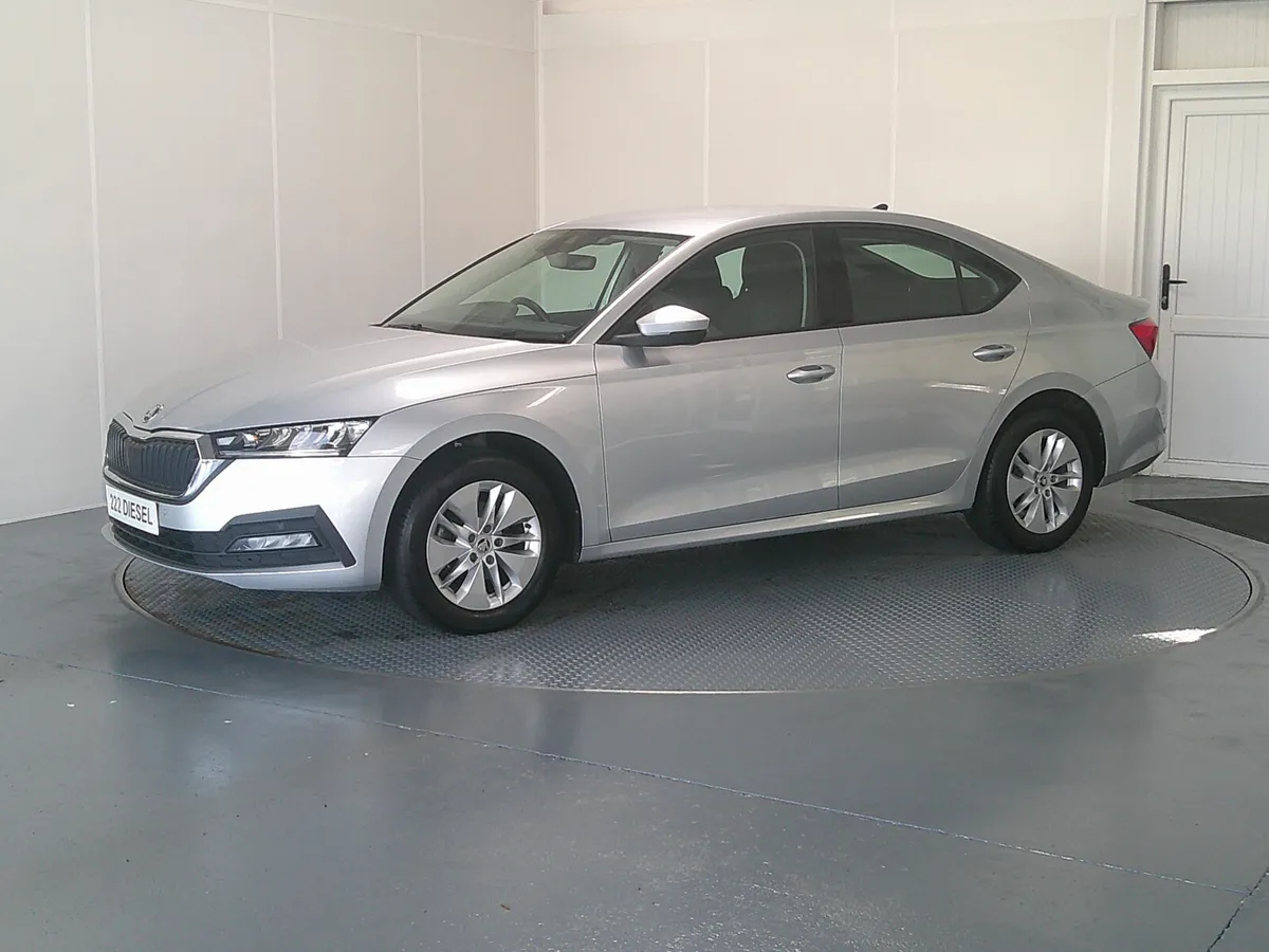 Skoda Octavia 2022 - Image 3