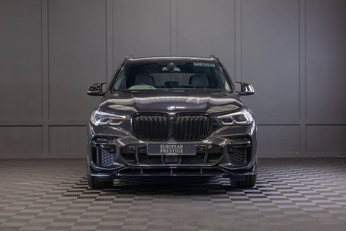 222 BMW X5 X-Drive 45e M-Sport - Image 2