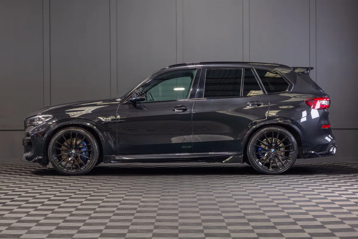 222 BMW X5 X-Drive 45e M-Sport - Image 3