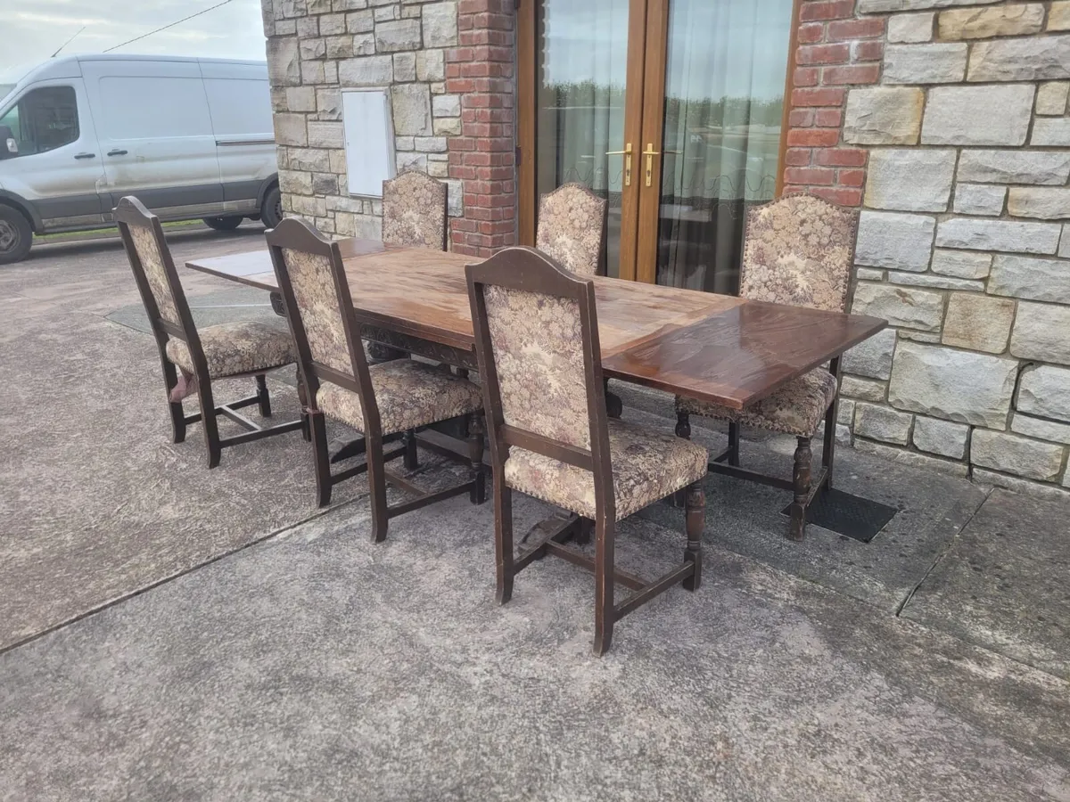 Antique oak table - Image 1