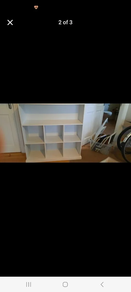 White storage unit - Image 1