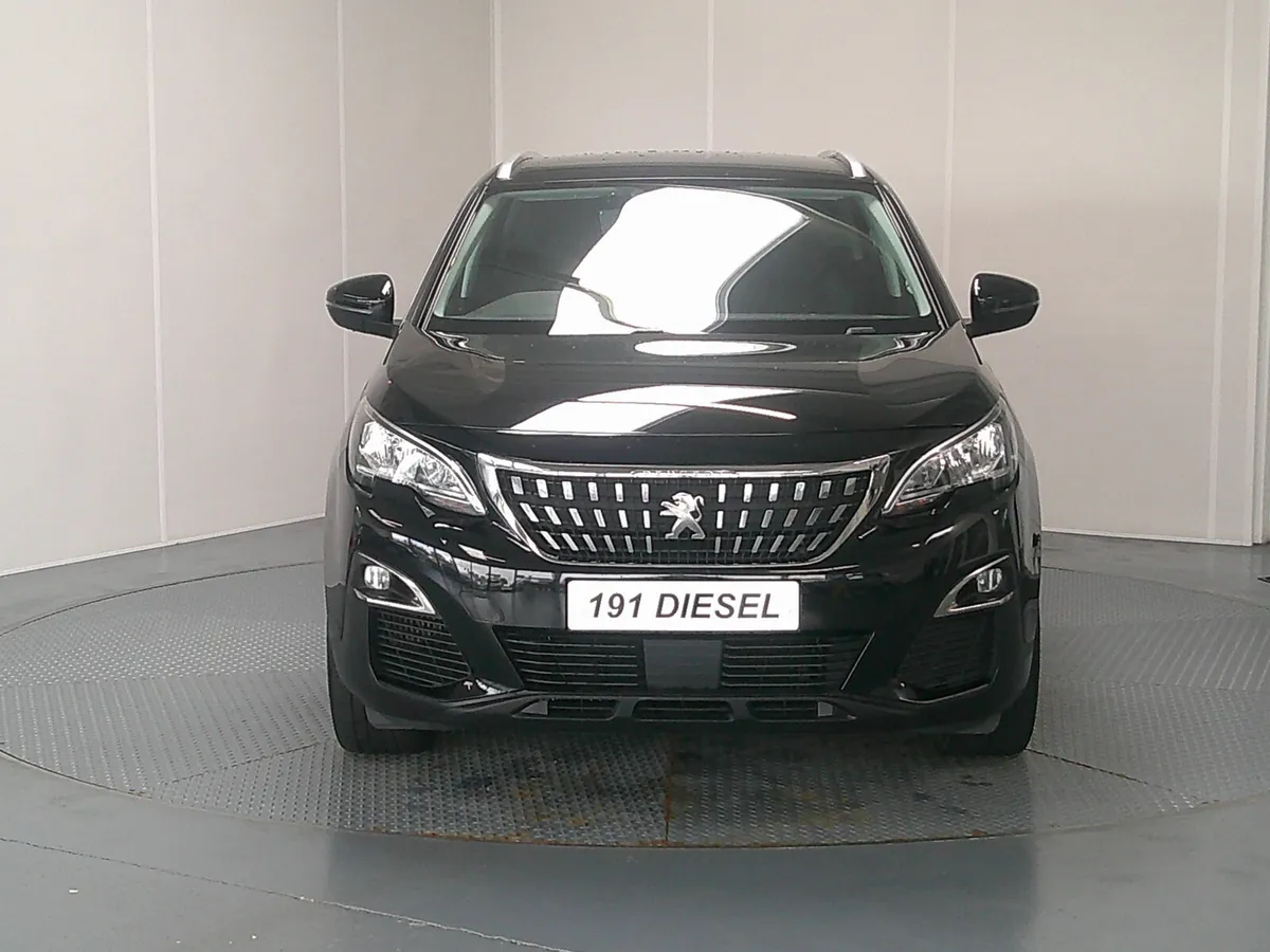 Peugeot 3008 2019 - Image 2