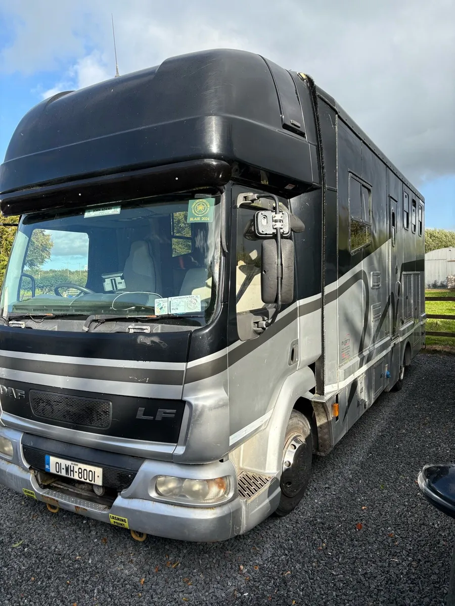 Horse Lorry - Image 2