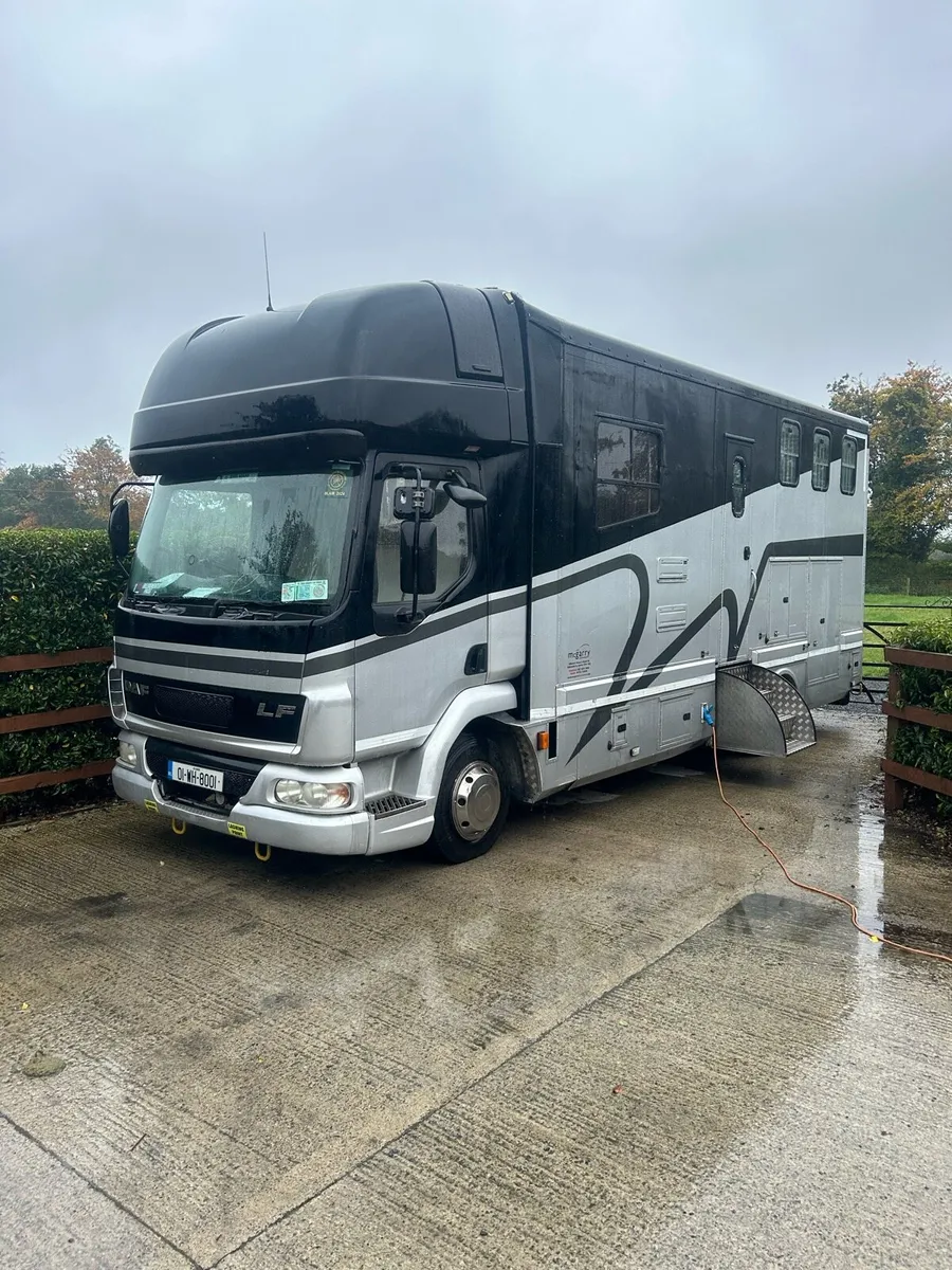 Horse Lorry - Image 3