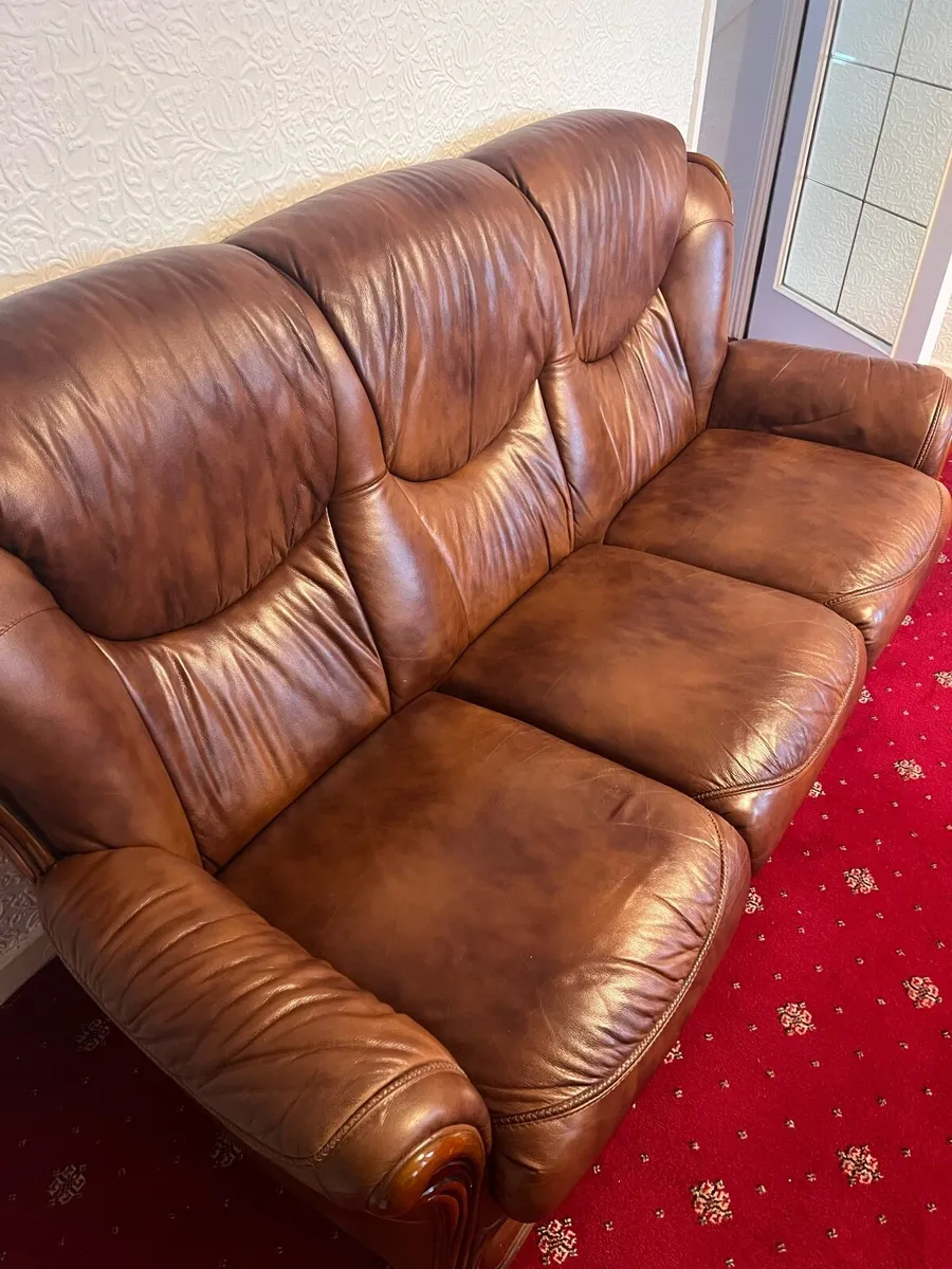 Leather sofa 3 seater and two 1 seater - Image 2