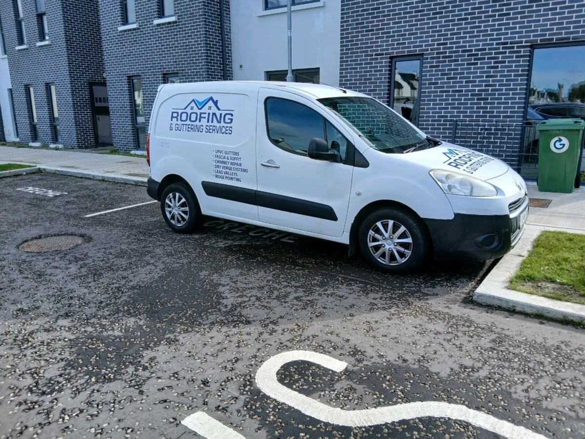 Van - Image 1