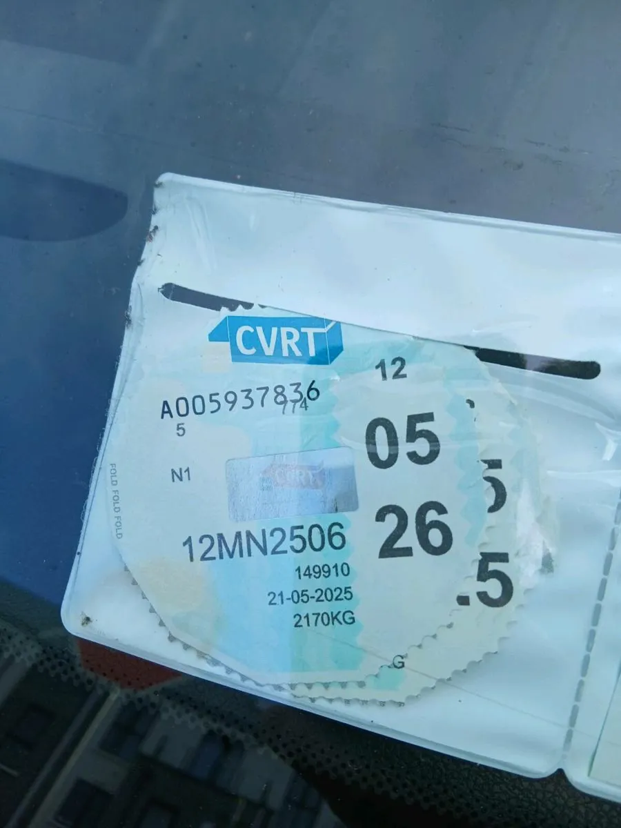 Van - Image 4