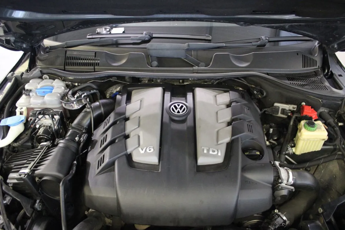 Volkswagen Touareg Touareg CV 3.0 TDI 262BHP V6 5 - Image 4