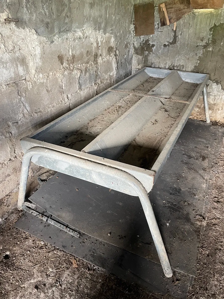 New Unused 8ft Gibney Double Trough - Image 1