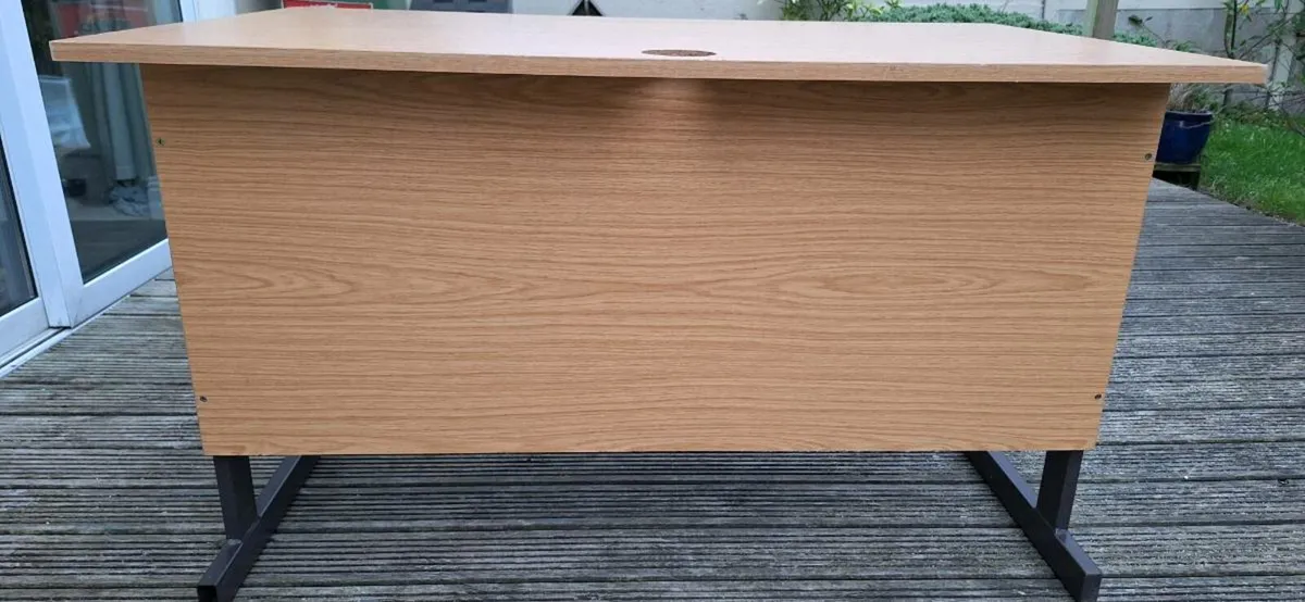 Desk - Image 3