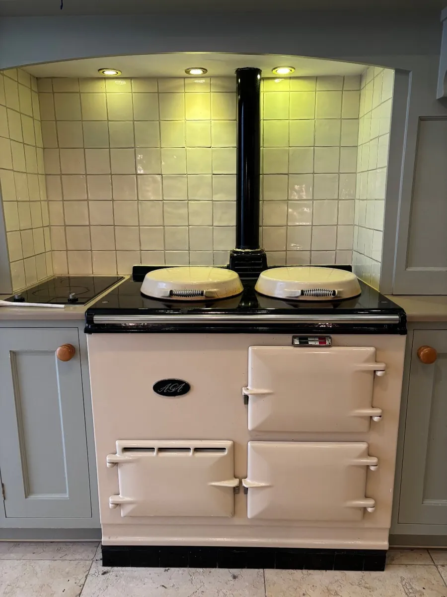 Aga - Image 1