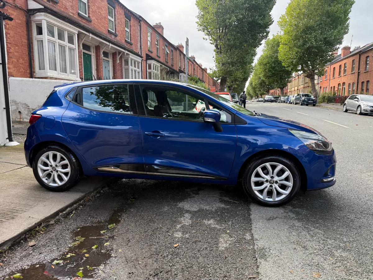 2018 Renault Clio, 1.2 Dynamique Nav, 68kms, SIMI, - Image 4