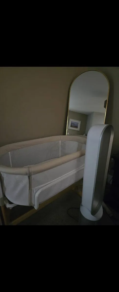 Mothercare Mesh Bedside Crib - Image 2
