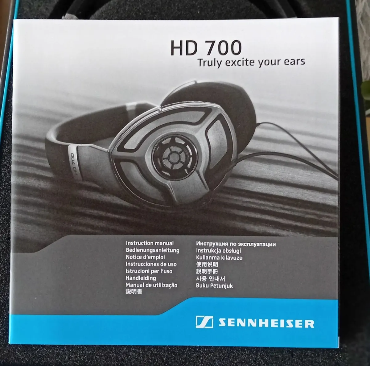 Sennheiser HD 700 Headphones - Image 1