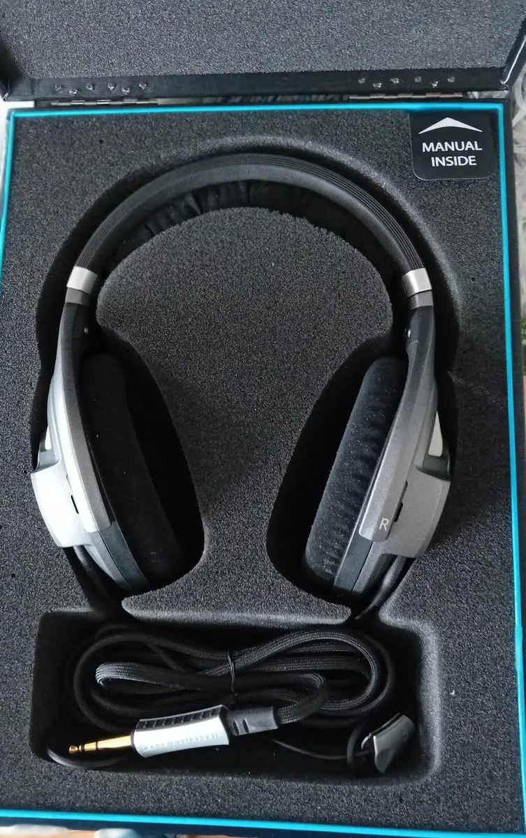 Sennheiser HD 700 Headphones - Image 3