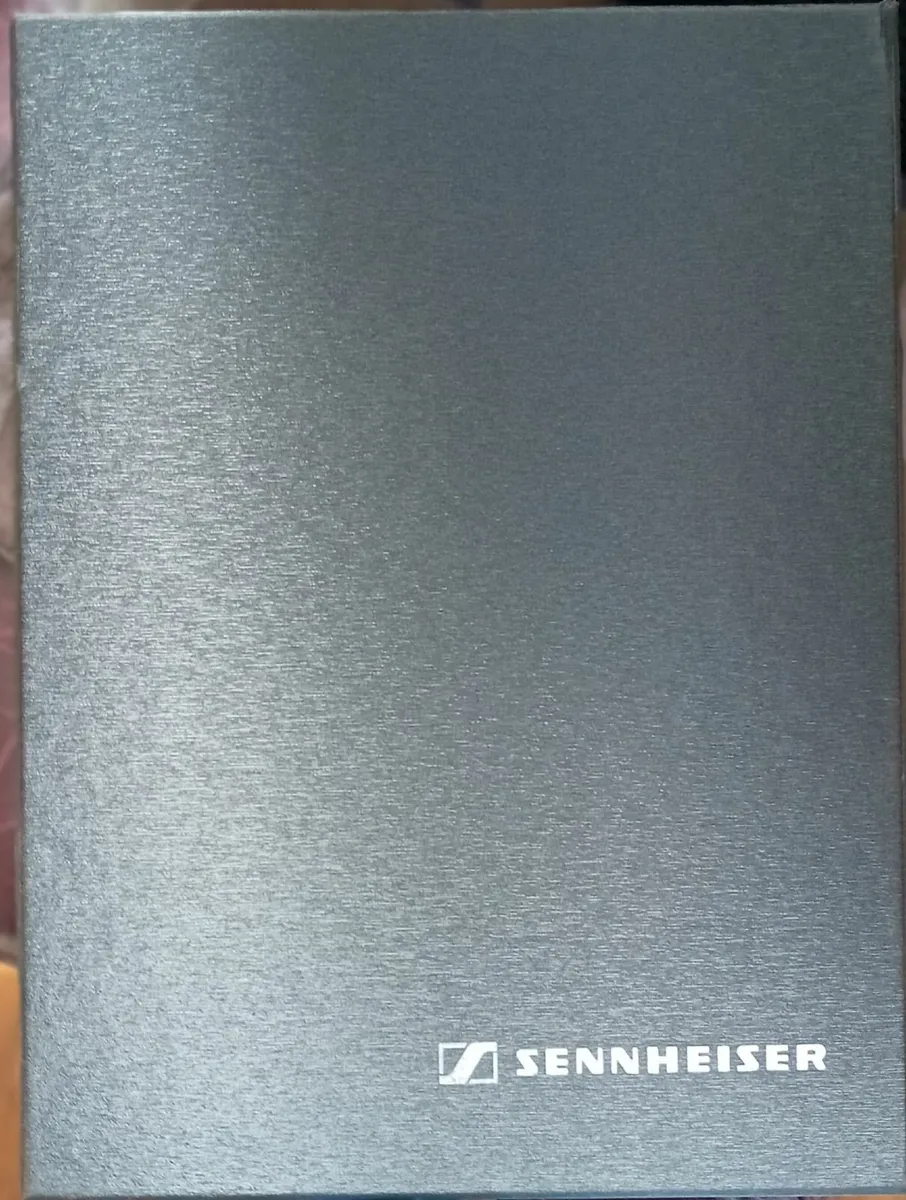 Sennheiser HD 700 Headphones - Image 4