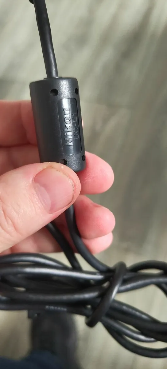 Genuine Nikon UC-E1 - Image 4