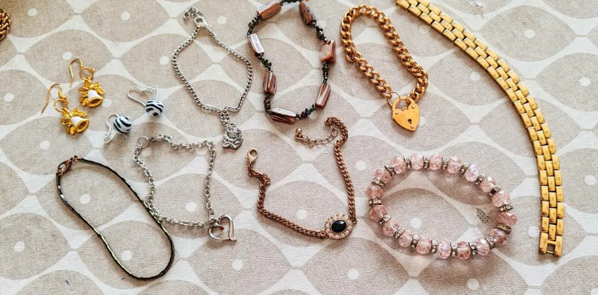 8 bracelets and 2 pr earrings - Image 2