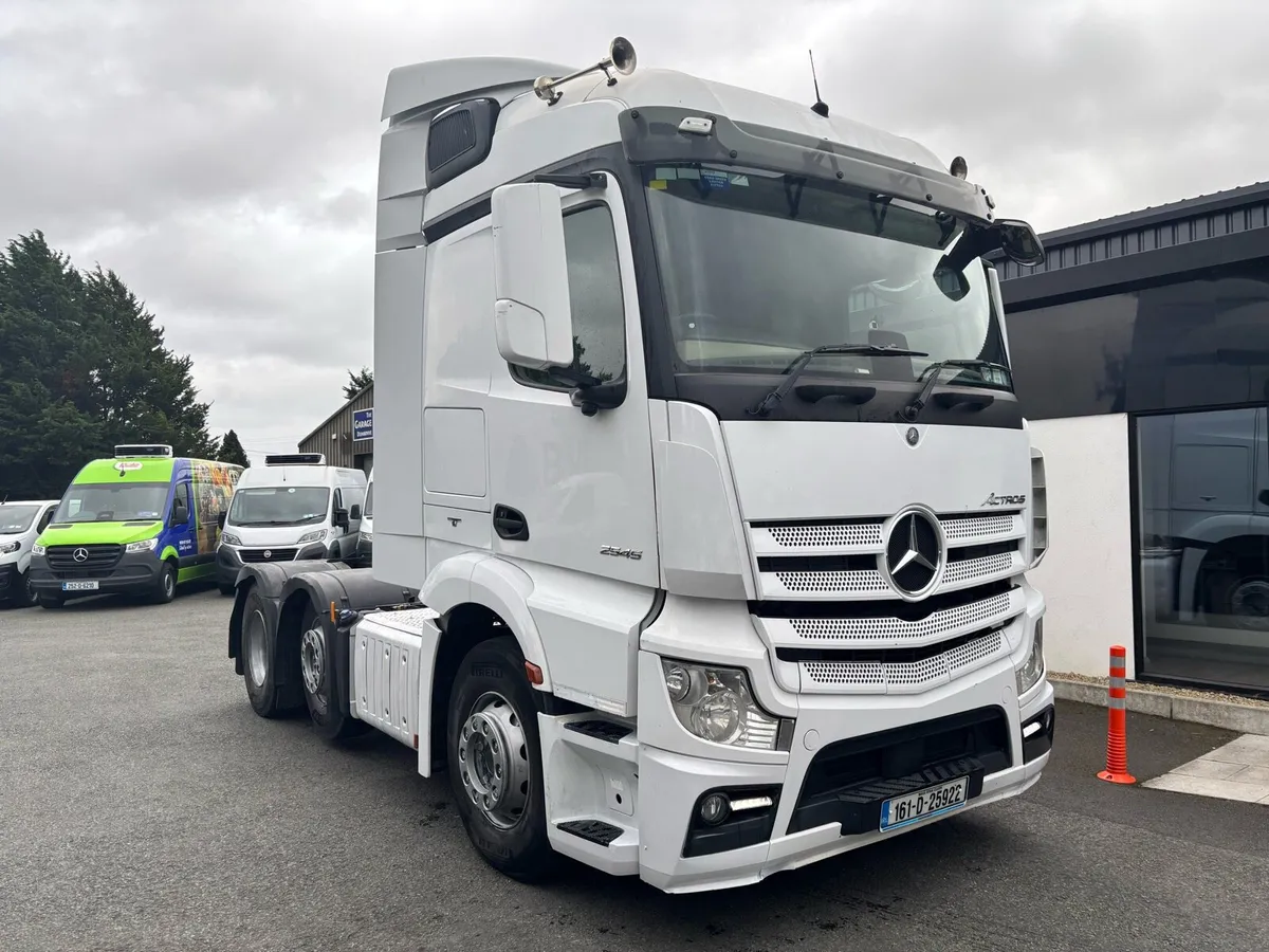 Mercedes Actros 2545 6x2 2016 - Image 1